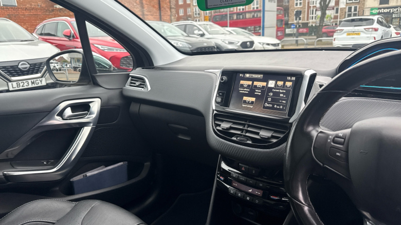 Peugeot 2008 1.6 BlueHDi 120 Feline 5dr [Mistral] Diesel Estate